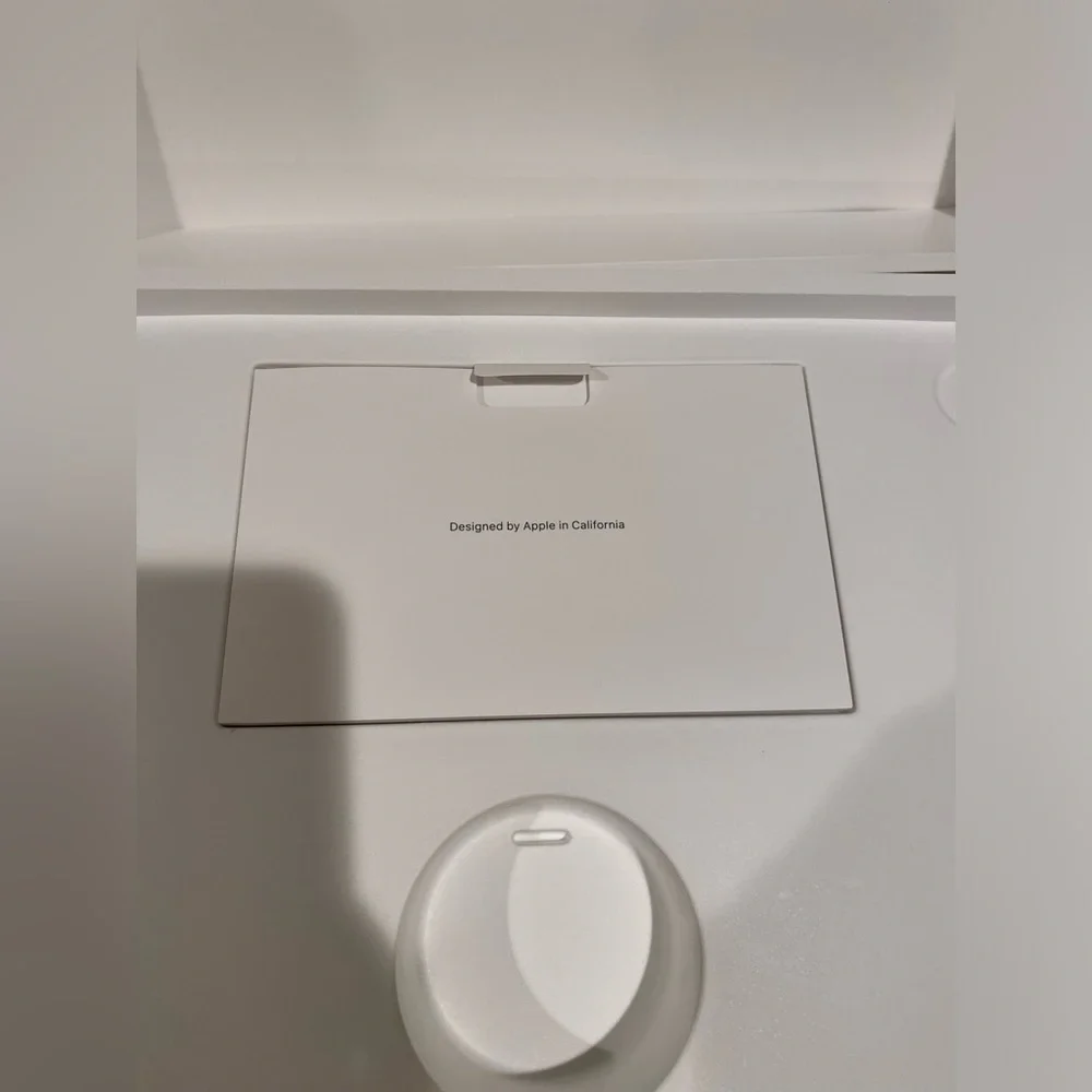 Apple Laptop in White